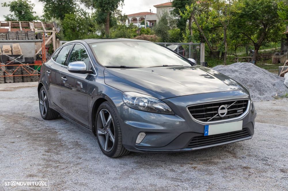Volvo V40 1.6 D2 R-Design - 19