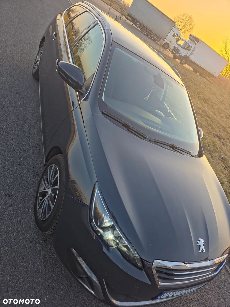 Peugeot 308 1.2 PureTech Allure S&S - 3