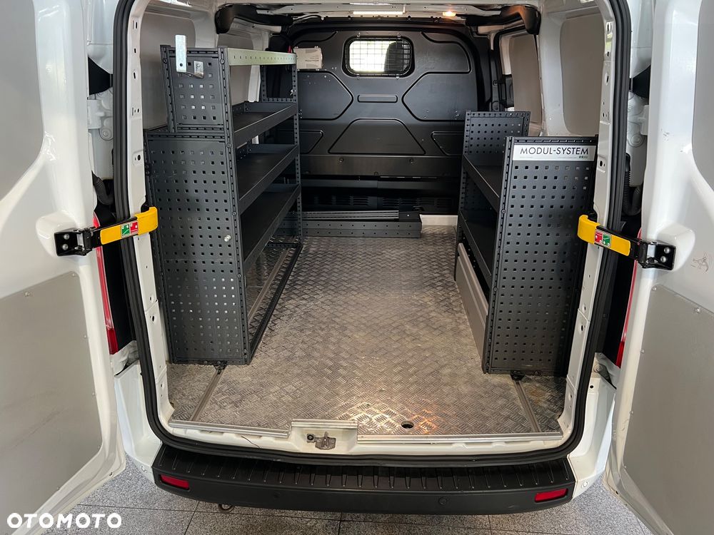 Ford Transit Custom - 13