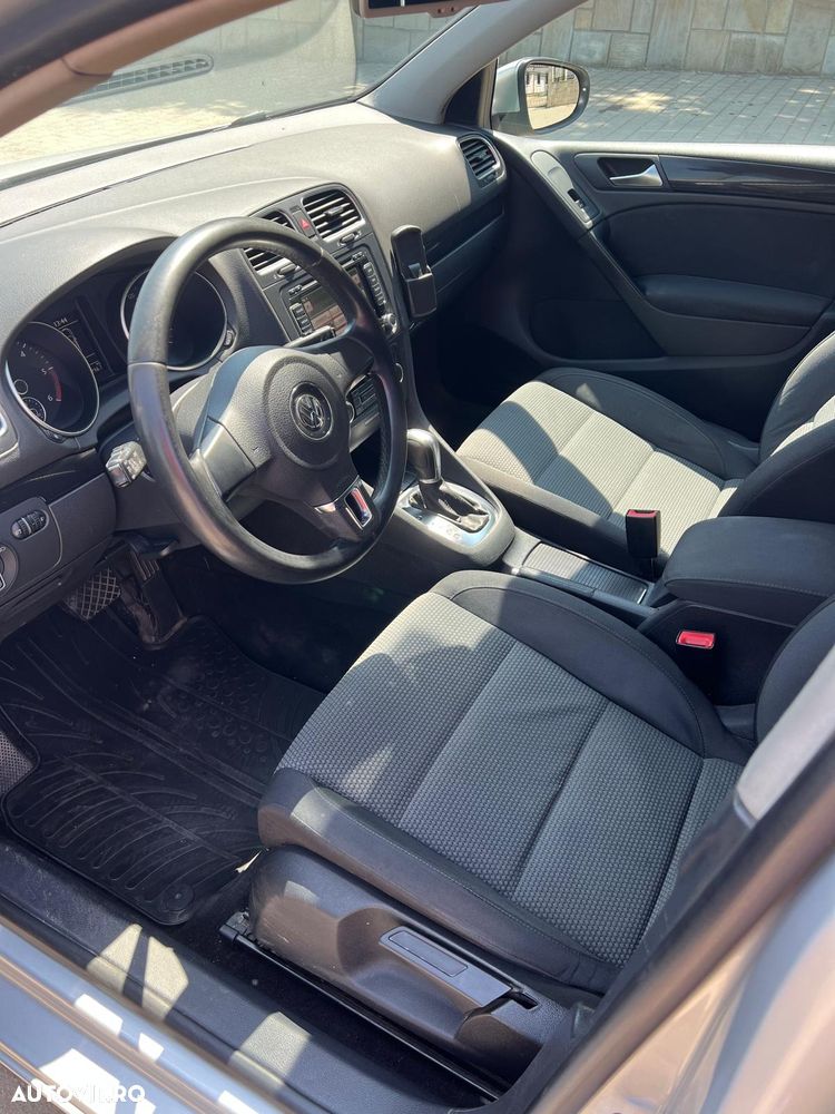 Volkswagen Golf 2.0 TDI DPF BlueMotion Technology DSG Comfortline - 5