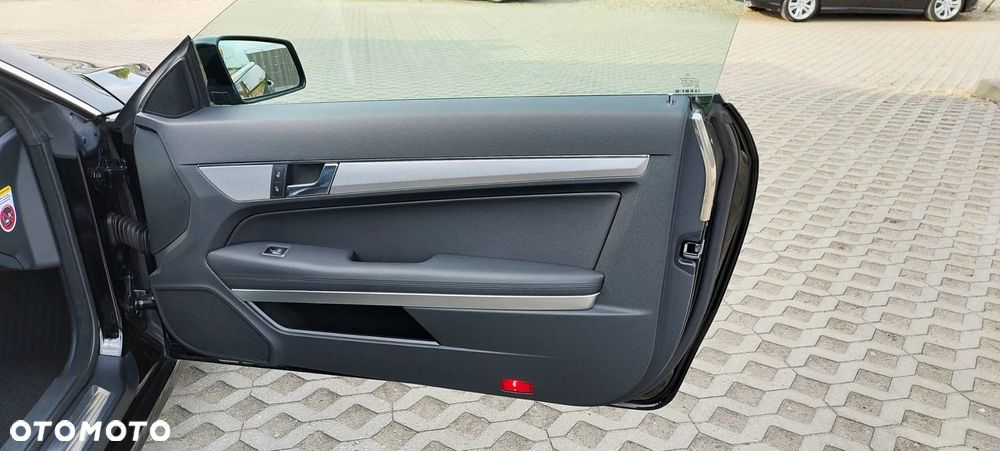 Mercedes-Benz Klasa E - 37