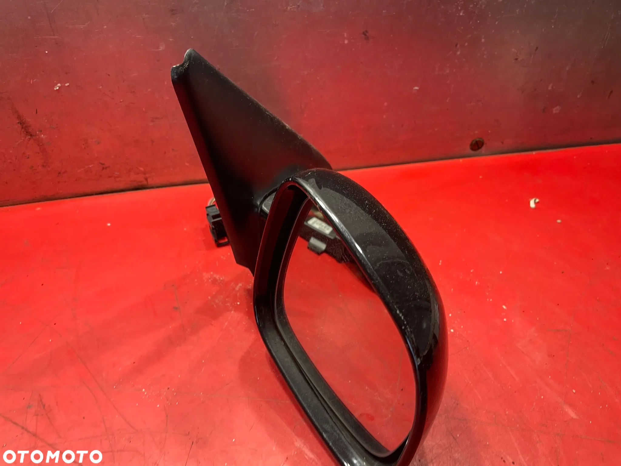 LUSTERKO PRAWE SEAT TOLEDO - 4