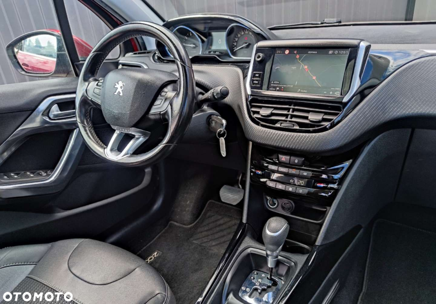 Peugeot 2008 PureTech 110 Stop&Start EAT6 Allure - 25