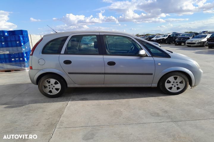 Dezmembrez Opel Meriva 1 [2002 - 2006] Minivan 1.7 CDTI MT (75 hp) Z1 - 2