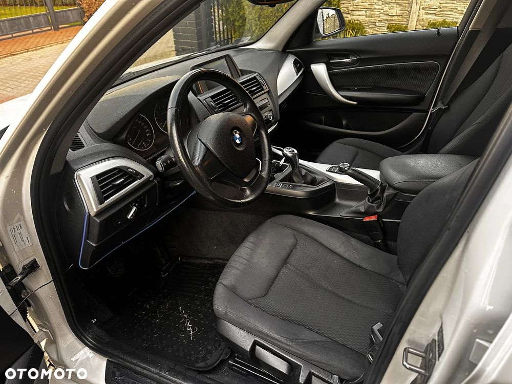 BMW Seria 1 114i - 10
