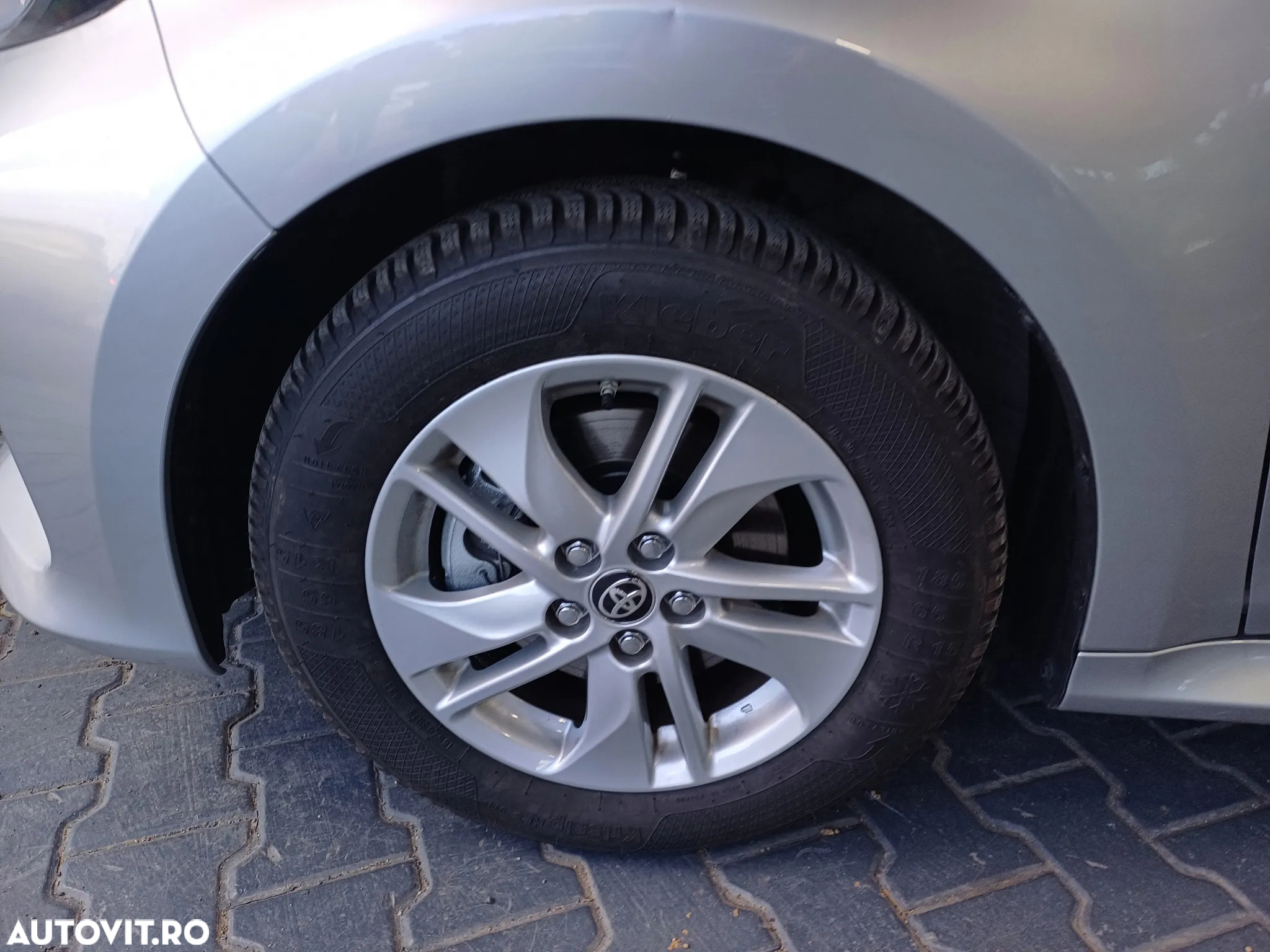 Toyota Yaris - 4