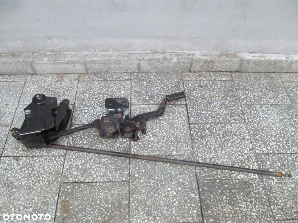 NISSAN CABSTAR MAXITY NT400 BLOKADA ZAMEK KABINY LEWY 07-15 - 5