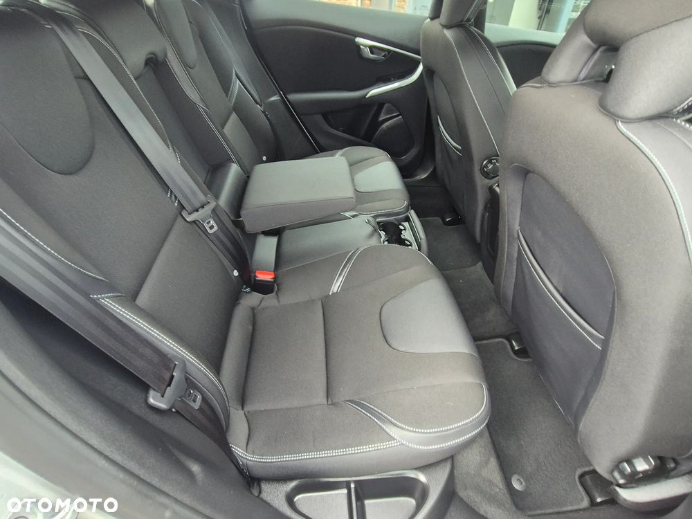 Volvo V40 D2 Drive-E SCR Dynamic Edition - 31