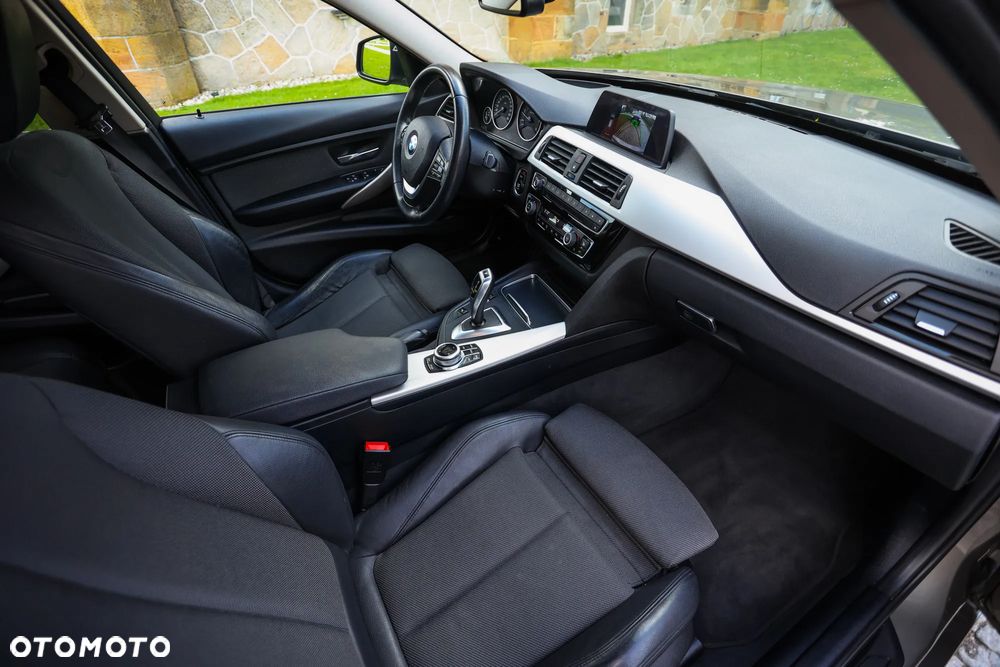 BMW Seria 3 318d Edition Luxury Line Purity - 26