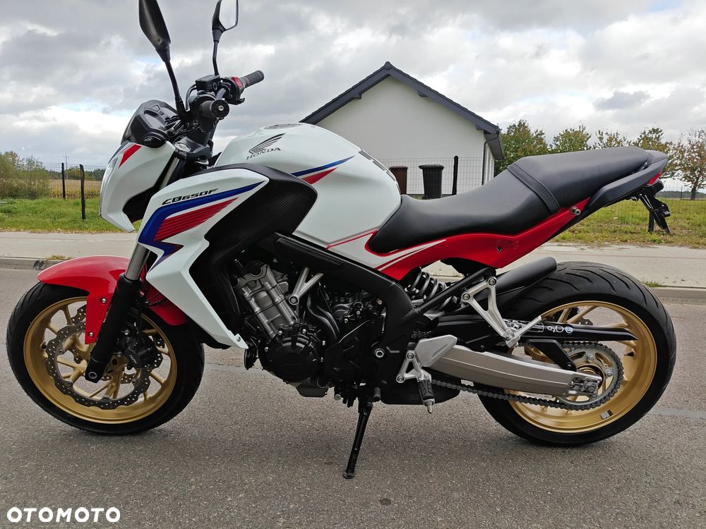 Honda CB - 16