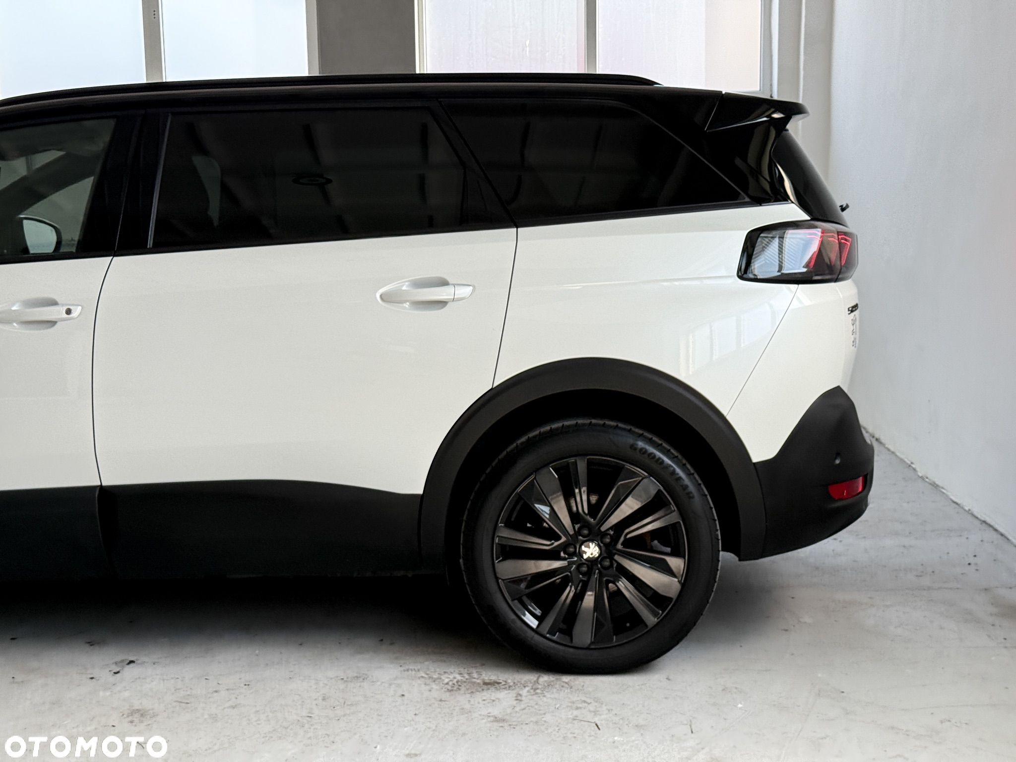 Peugeot 5008 1.6 PureTech GT S&S EAT8 - 30