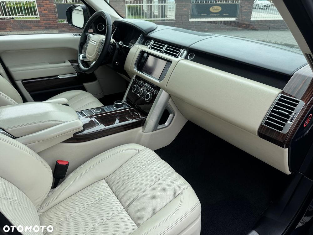 Land Rover Range Rover 3.0 TDV6 Autobiography - 16
