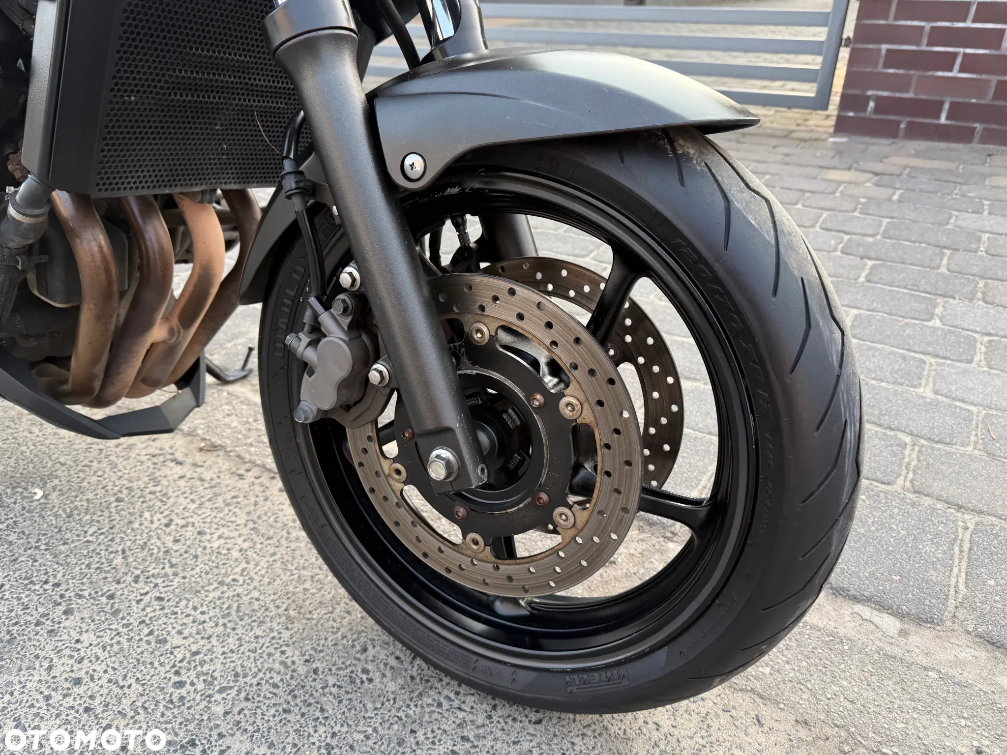 Yamaha XJ - 22