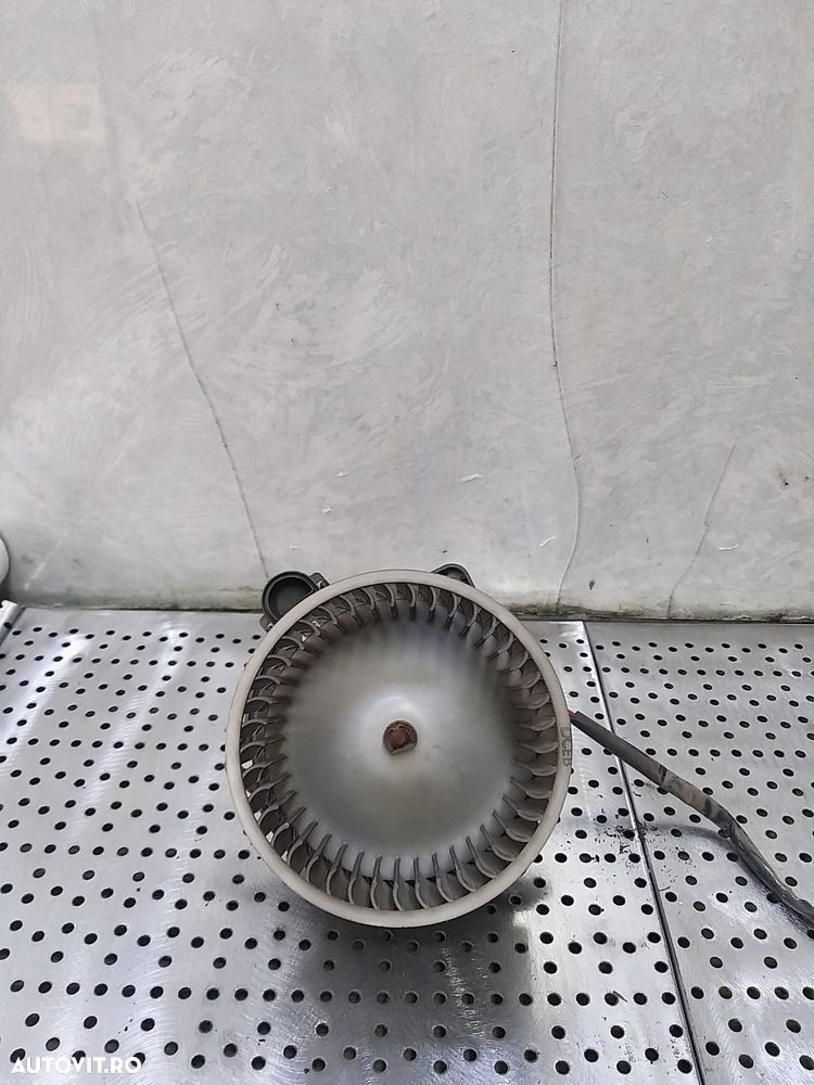 Aeroterma ventilator habitaclu 1.4 b kia ceed 1 ed f00s33f012 - 1