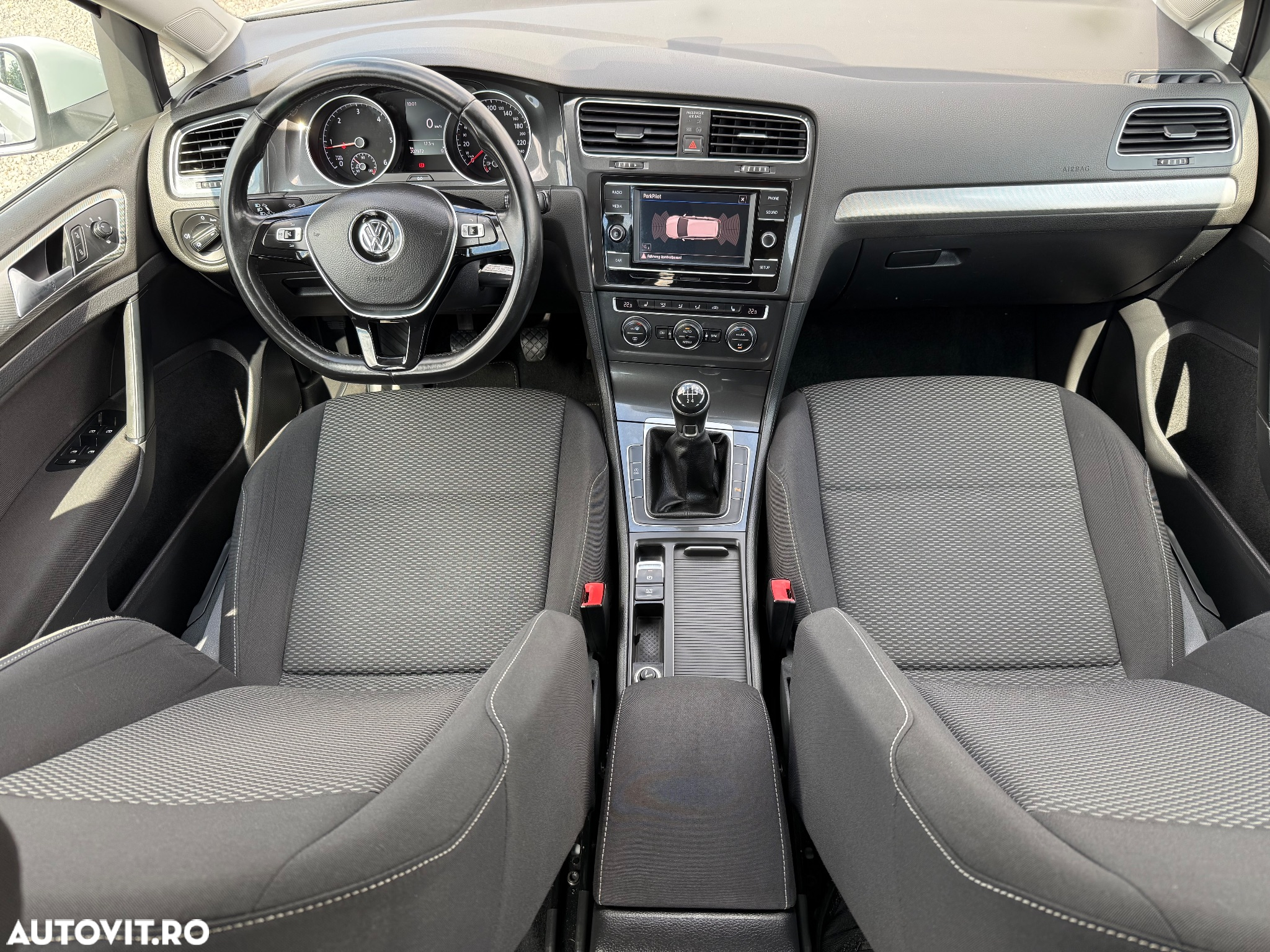Volkswagen Golf 1.6 TDI (BlueMotion Technology) Trendline - 7