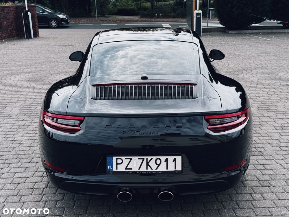 Porsche 911 Carrera S PDK - 6