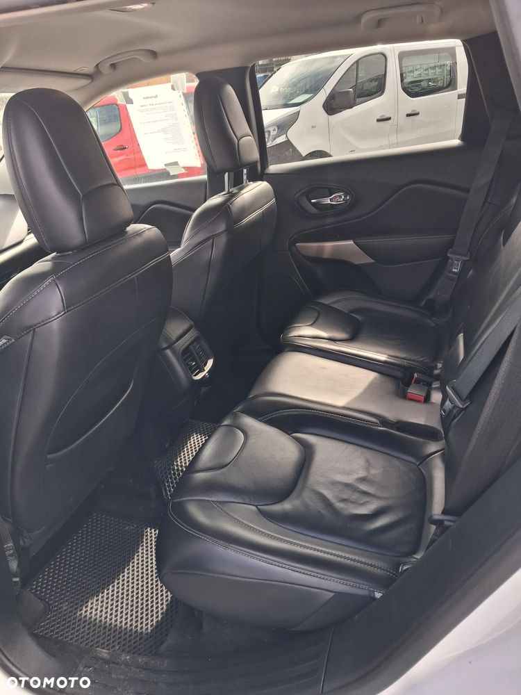 Jeep Cherokee 3.2 V6 Active Drive I Limited - 16