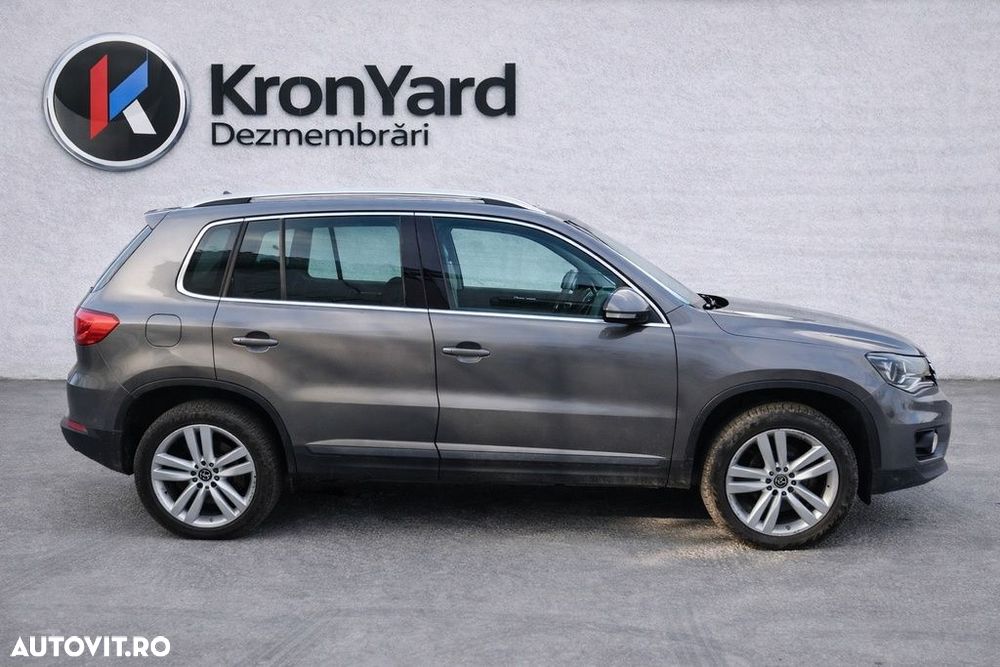 Dezmembrari  Dezmembrez  Piese  Volkswagen VW Touareg 7P 3.0 TDI 2010 - 2014  CASD - 2