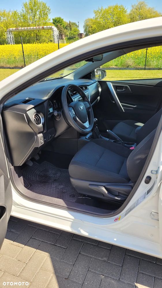 Toyota Auris 1.33 VVT-i Active - 10