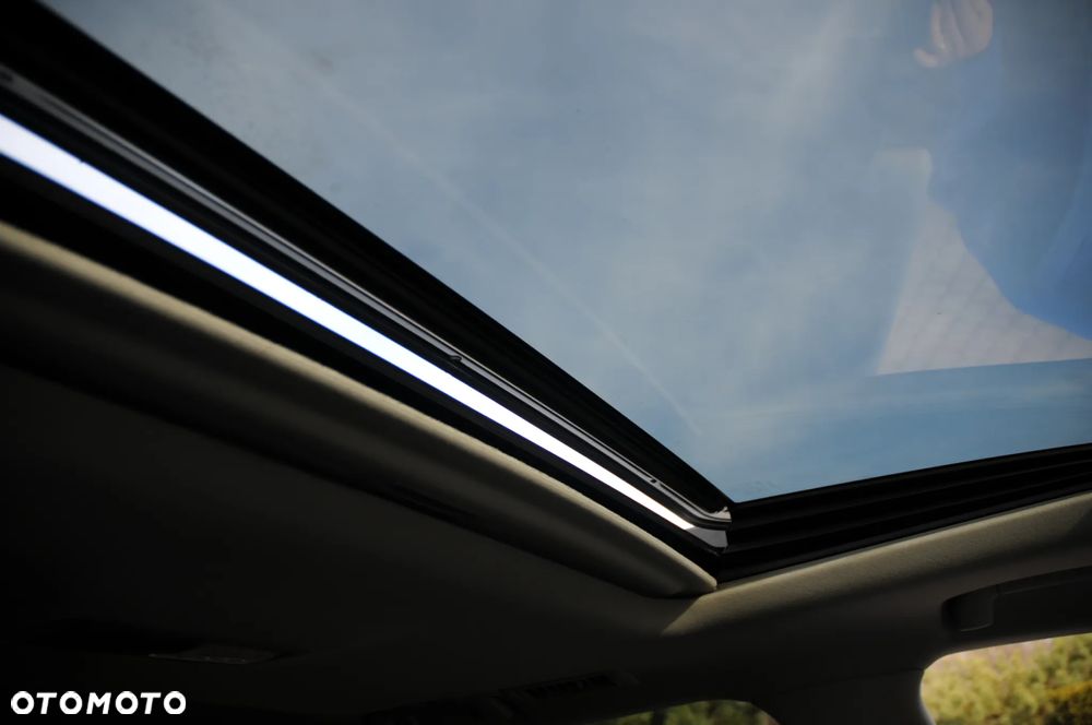 Toyota Land Cruiser - 16