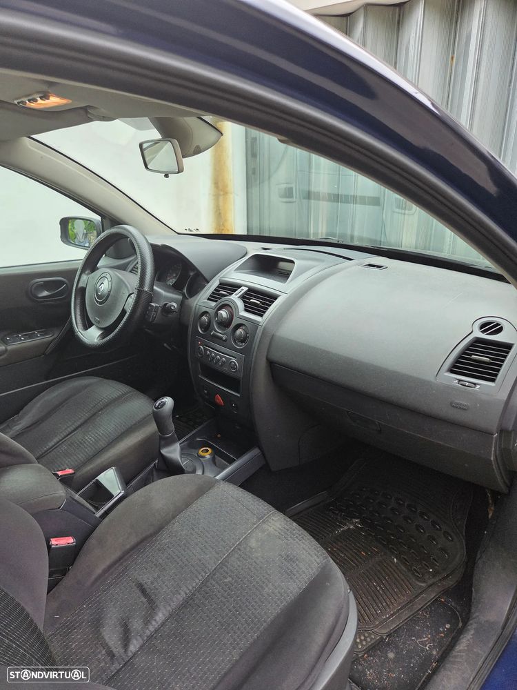 Renault Mégane 1.5 dCi Confort - 3