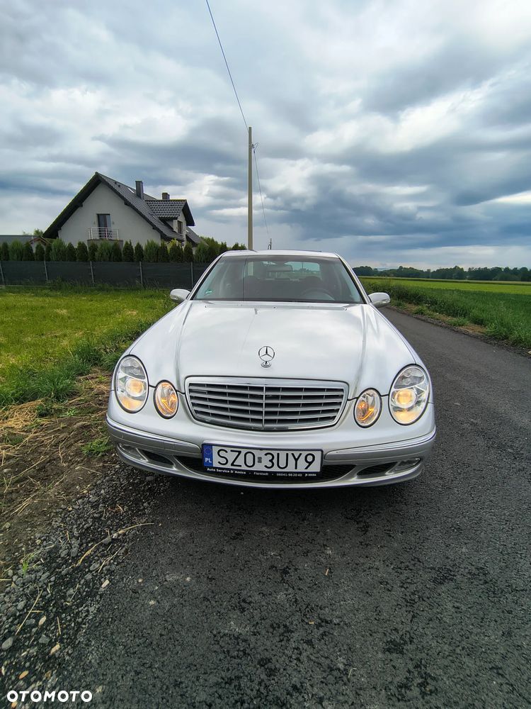 Mercedes-Benz Klasa E - 11