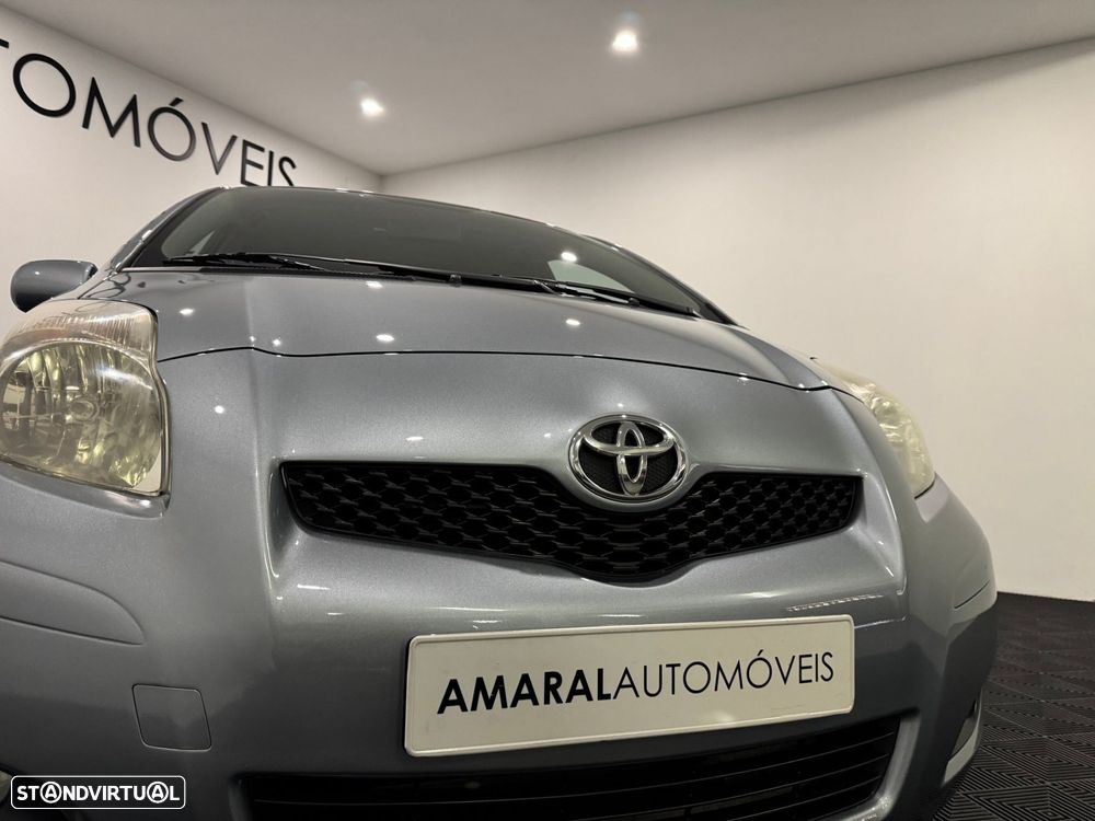 Toyota Yaris 1.4 D-4D SE Sport - 13