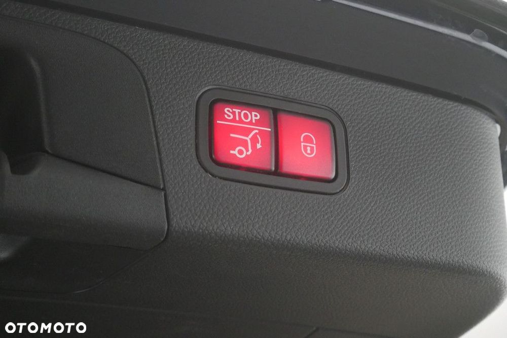 Mercedes-Benz GLC - 17