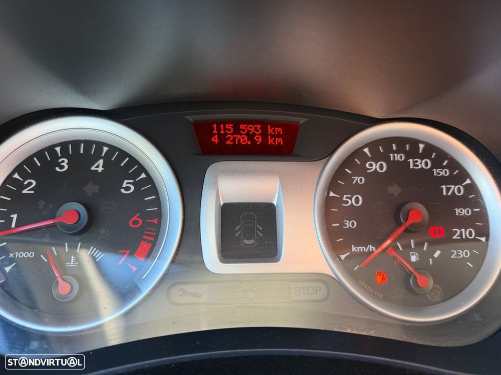 Renault Clio Sport Tourer - 6