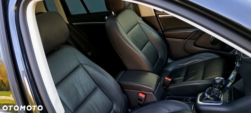 Volkswagen Tiguan 2.0 TDI DPF 4Motion BlueMotion Technology DSG Sport & Style - 17