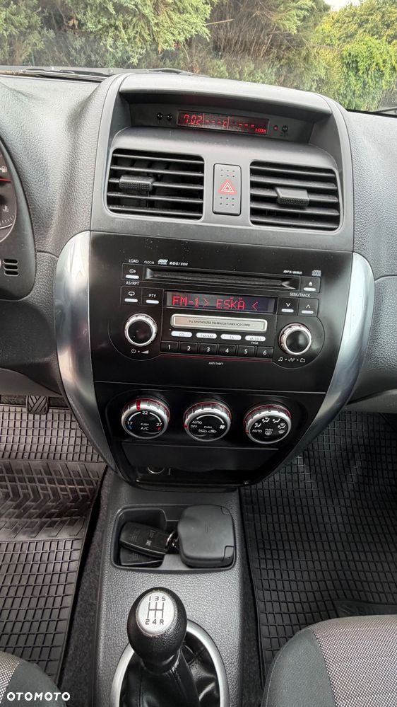 Suzuki SX4 - 28