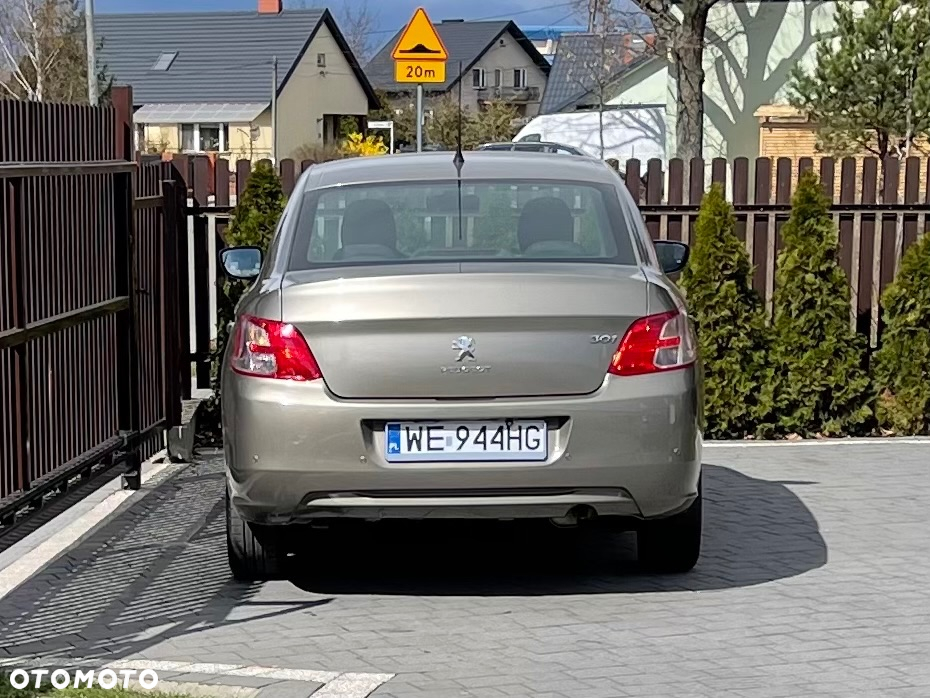 Peugeot 301 1.2 VTi/Pure Tech Allure - 8