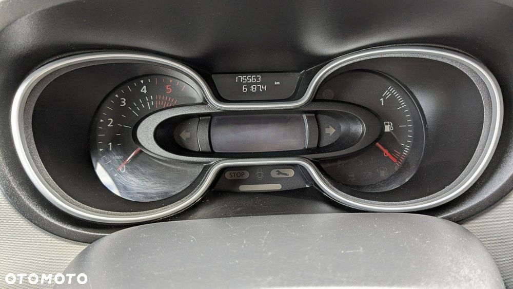 Renault Trafic - 21