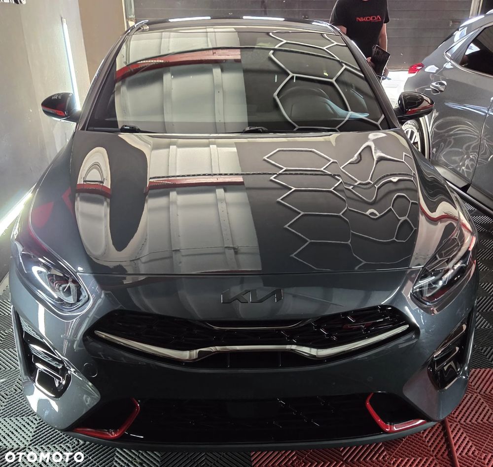 Kia ProCeed 1.6 T-GDI GT DCT - 1