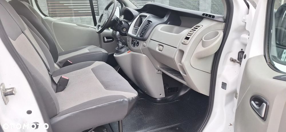 Renault Trafic - 9