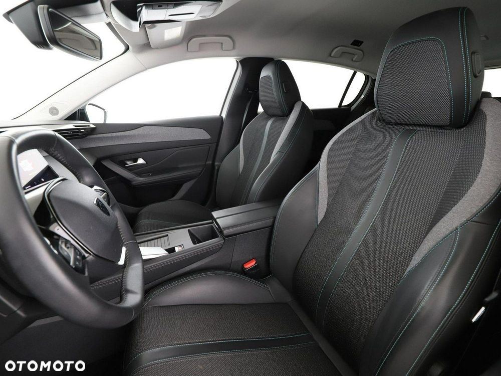 Peugeot 308 1.6 Hybrid PHEV Allure Pack EAT8 - 14