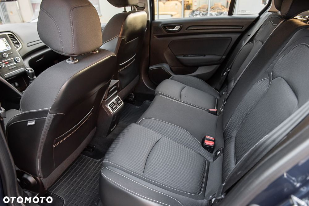 Renault Megane 1.5 Blue dCi Business - 27