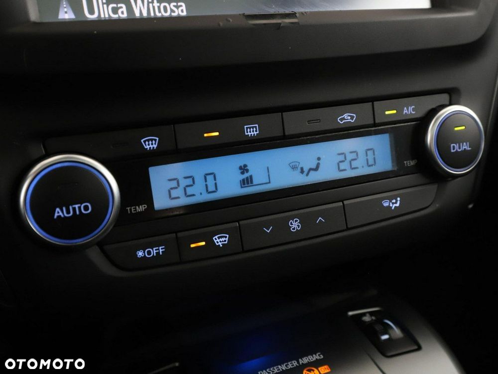 Toyota Avensis 1.8 Multidrive S Executive - 27