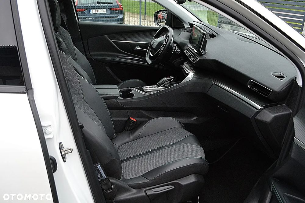 Peugeot 5008 BlueHDi 180 EAT8 Allure - 20