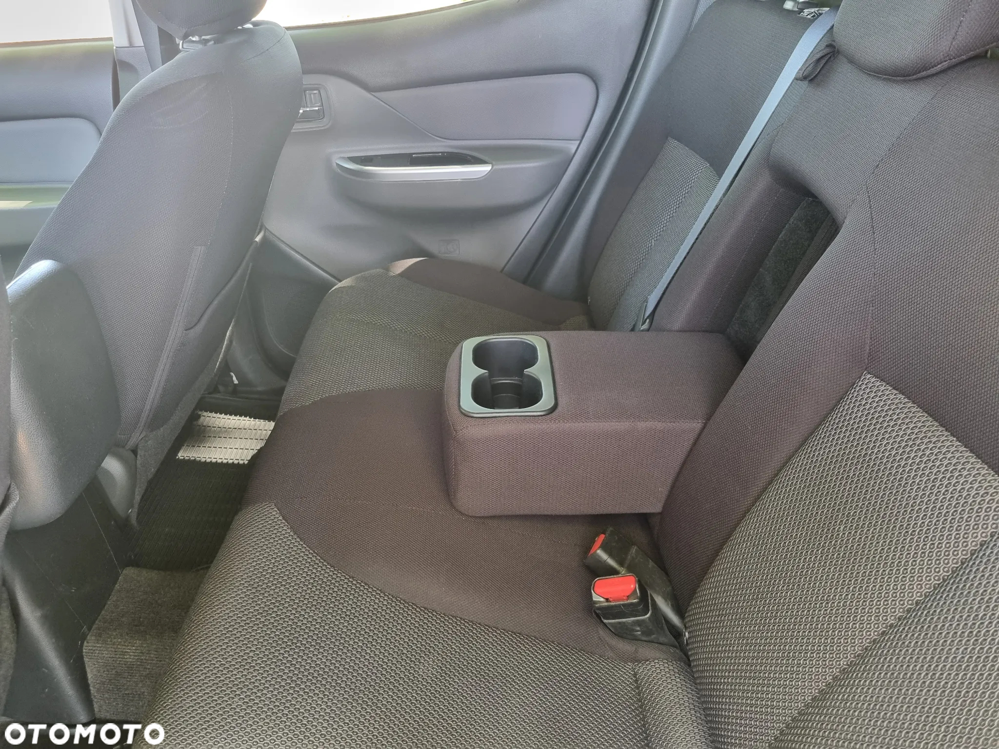 Mitsubishi L200 2.4 d DC Intense Plus EU6 - 29