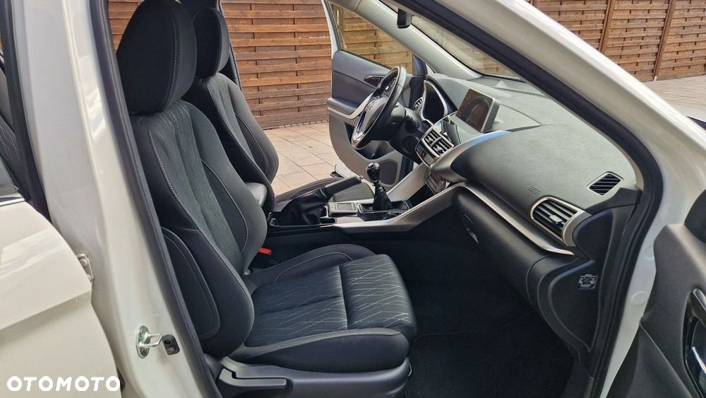 Mitsubishi Eclipse Cross - 20