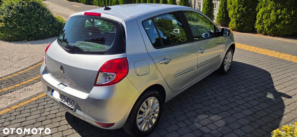 Renault Clio 1.2 TCE Authentique - 24