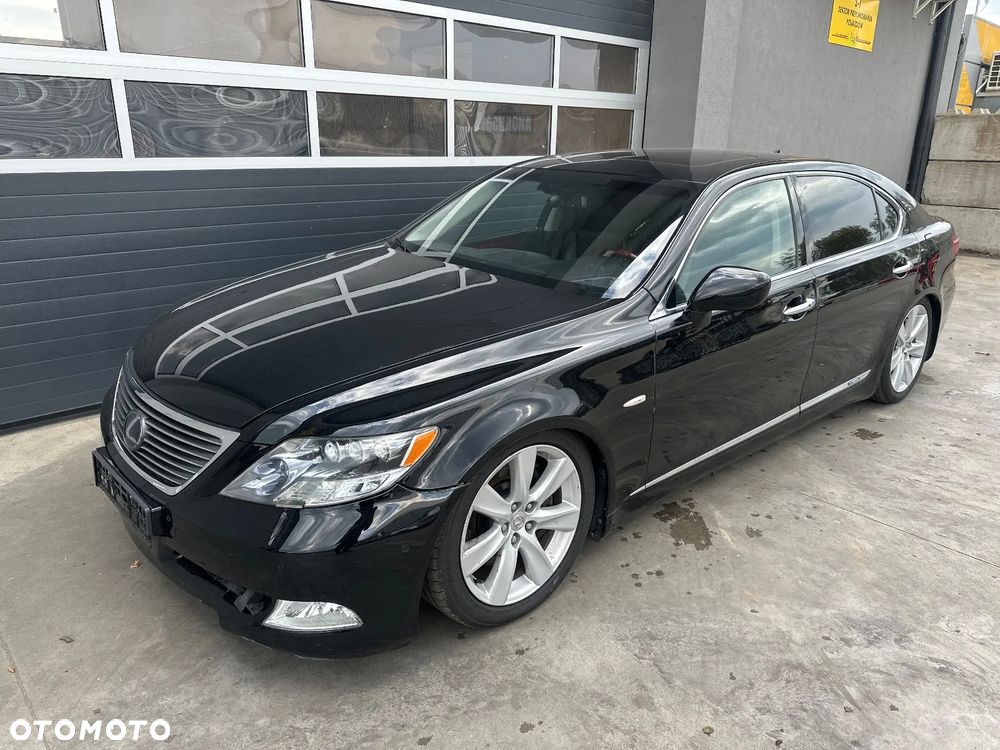 Lexus LS 600h Elite - 3
