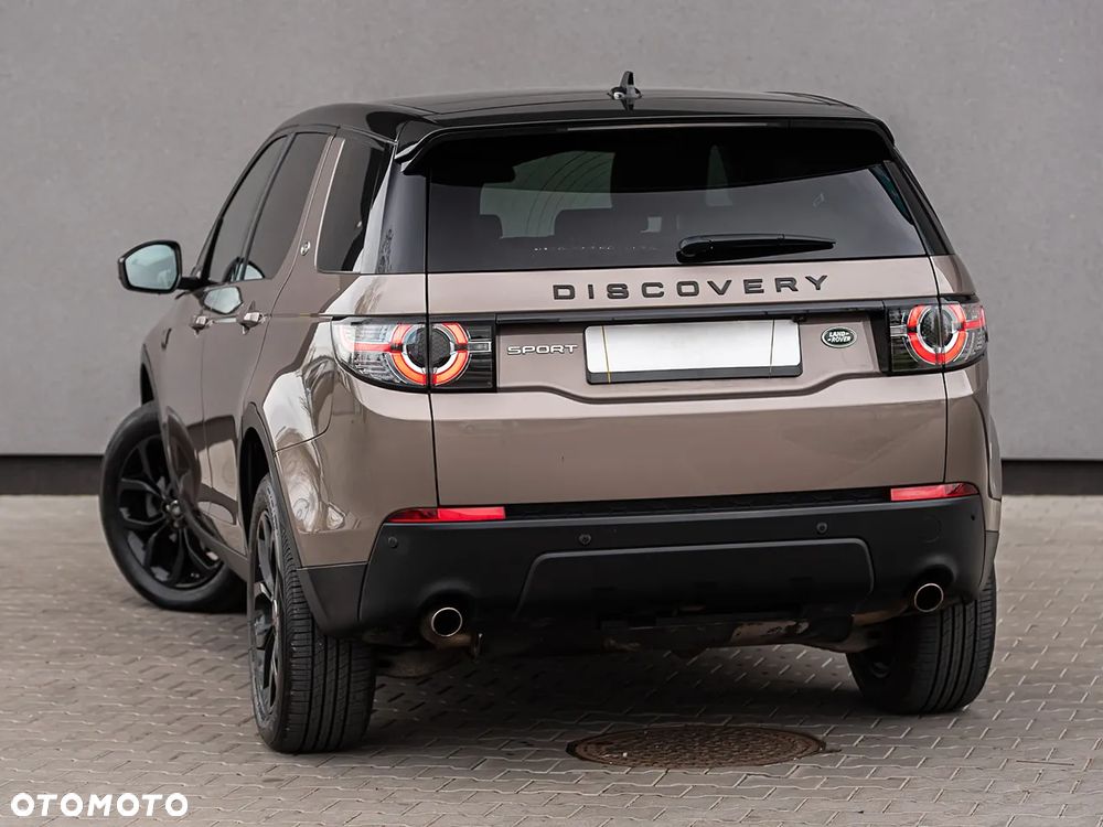 Land Rover Discovery Sport - 8