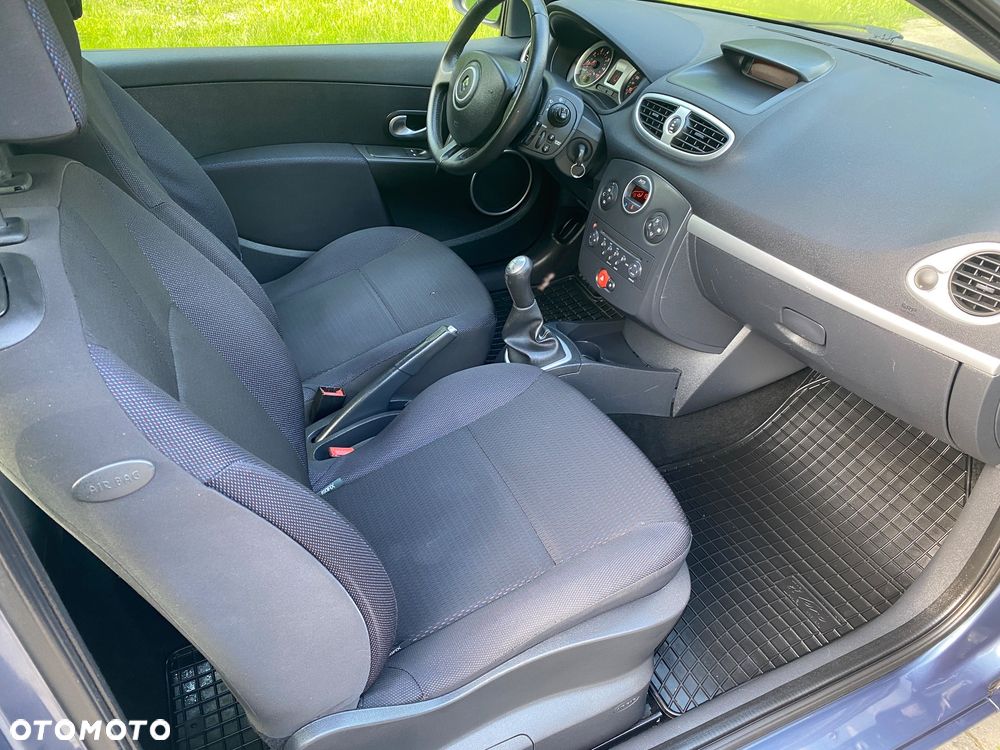 Renault Clio 1.6 16V Edition Dynamique - 18