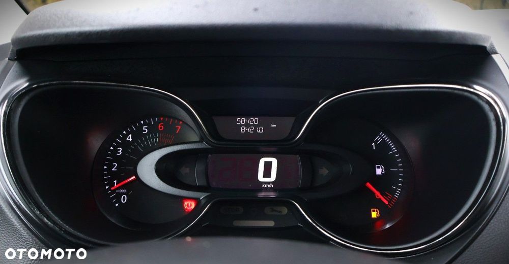 Renault Captur - 22