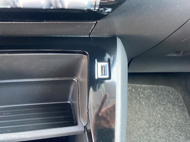 Peugeot 208 1.2 PureTech Allure - 24