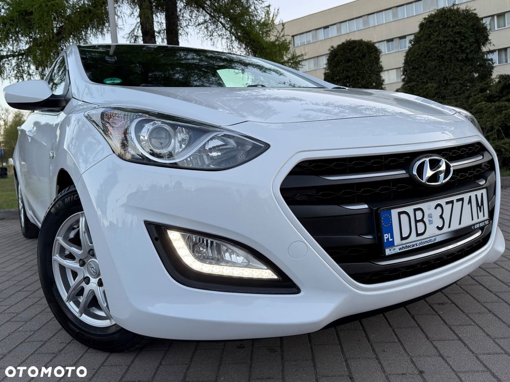 Hyundai i30 blue 1.4 Style - 23