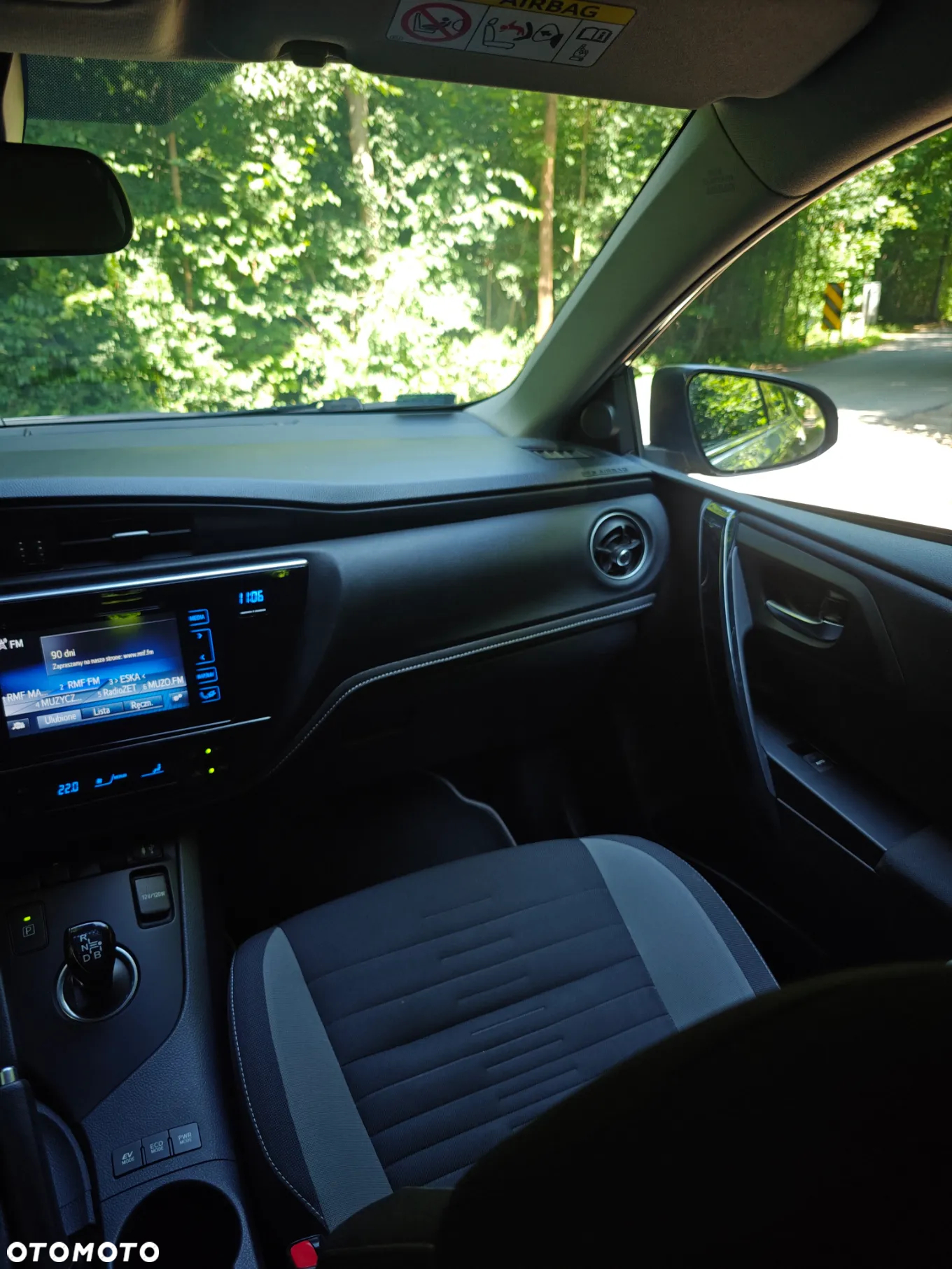 Toyota Auris Hybrid 135 Comfort - 32