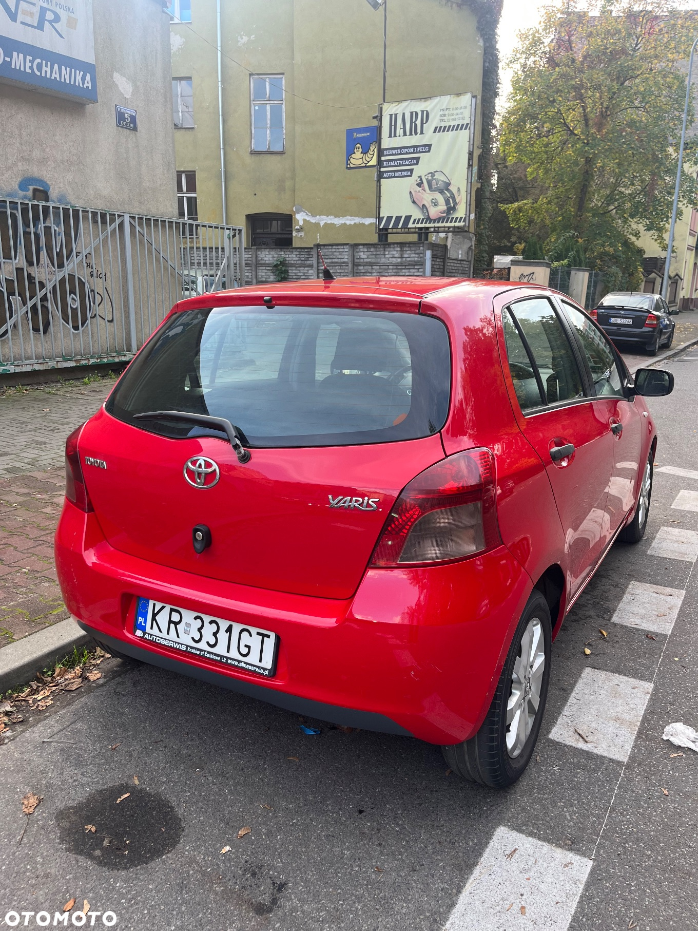 Toyota Yaris 1.3 Luna Premium - 5